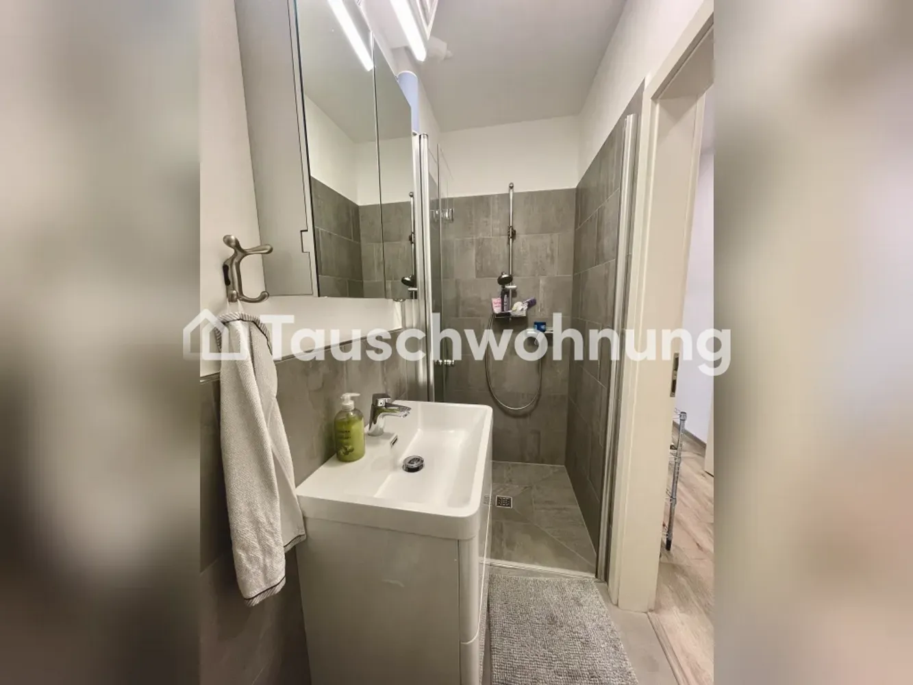 2 room apartment with 50 m² in Hamburg – Photo 2