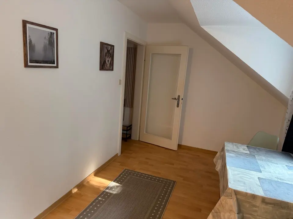 WG-Zimmer mit 38 m² in Wiesbaden – Bild 2