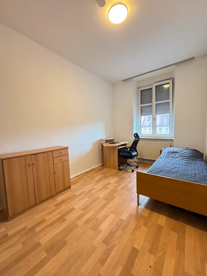 4 Zimmer Wohnung mit 84 m² in Zeitz – Bild 2