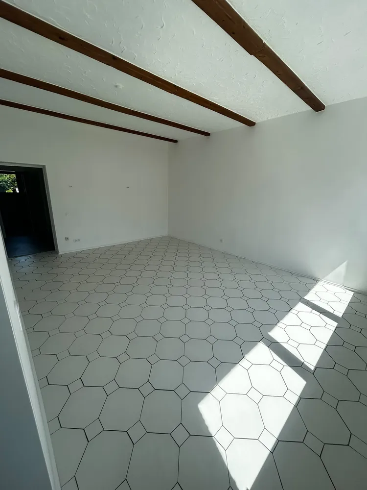 2 Zimmer Wohnung mit 65 m² in Moers – Bild 2