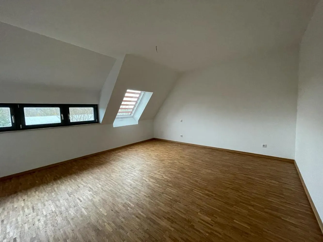 4 Zimmer Wohnung mit 150 m² in Halle (Saale) – Bild 7