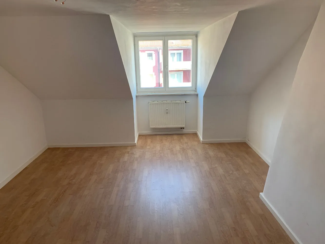 3 Zimmer Wohnung mit 80 m² in München – Bild 4