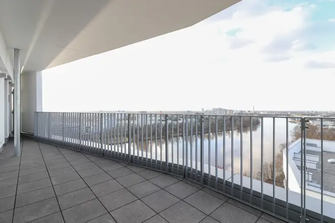 2 Zimmer Wohnung mit 79 m² in Frankfurt am Main – Bild 1