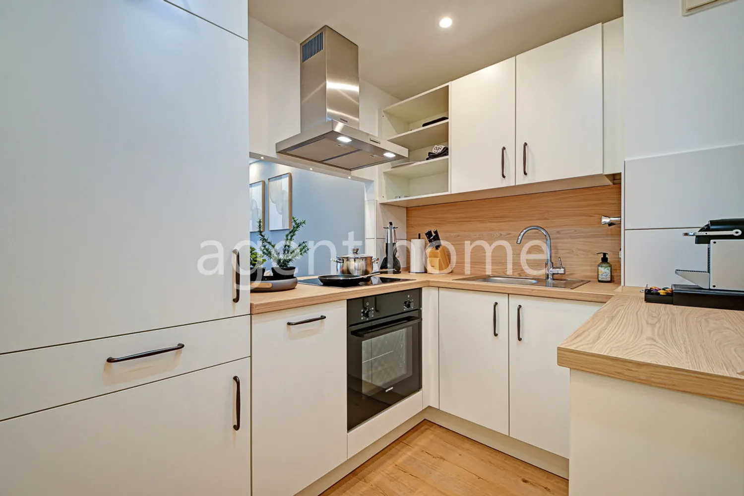 2 room apartment with 55 m² in Stuttgart – Photo 3
