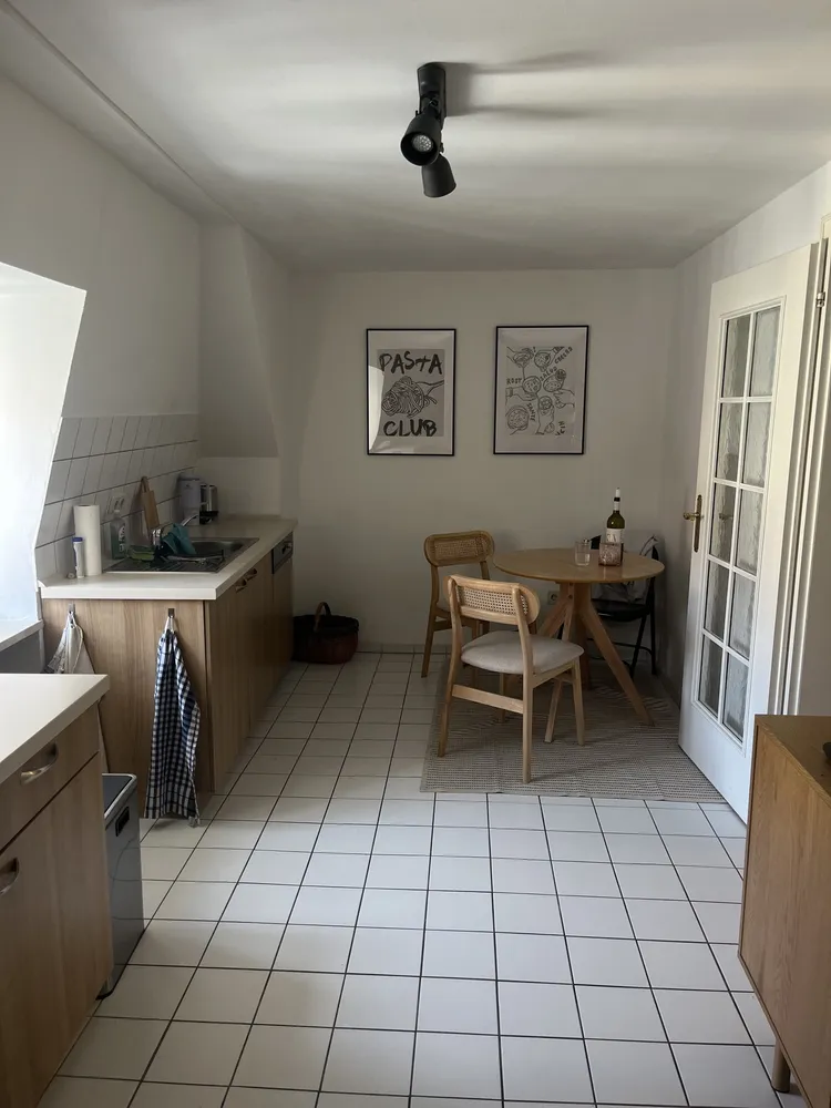 2 room apartment with 80 m² in Regensburg – Photo 4