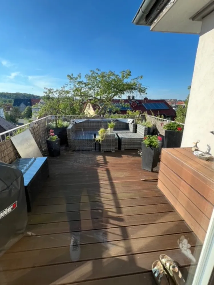 6 Zimmer Wohnung mit 183 m² in Erfurt – Bild 2