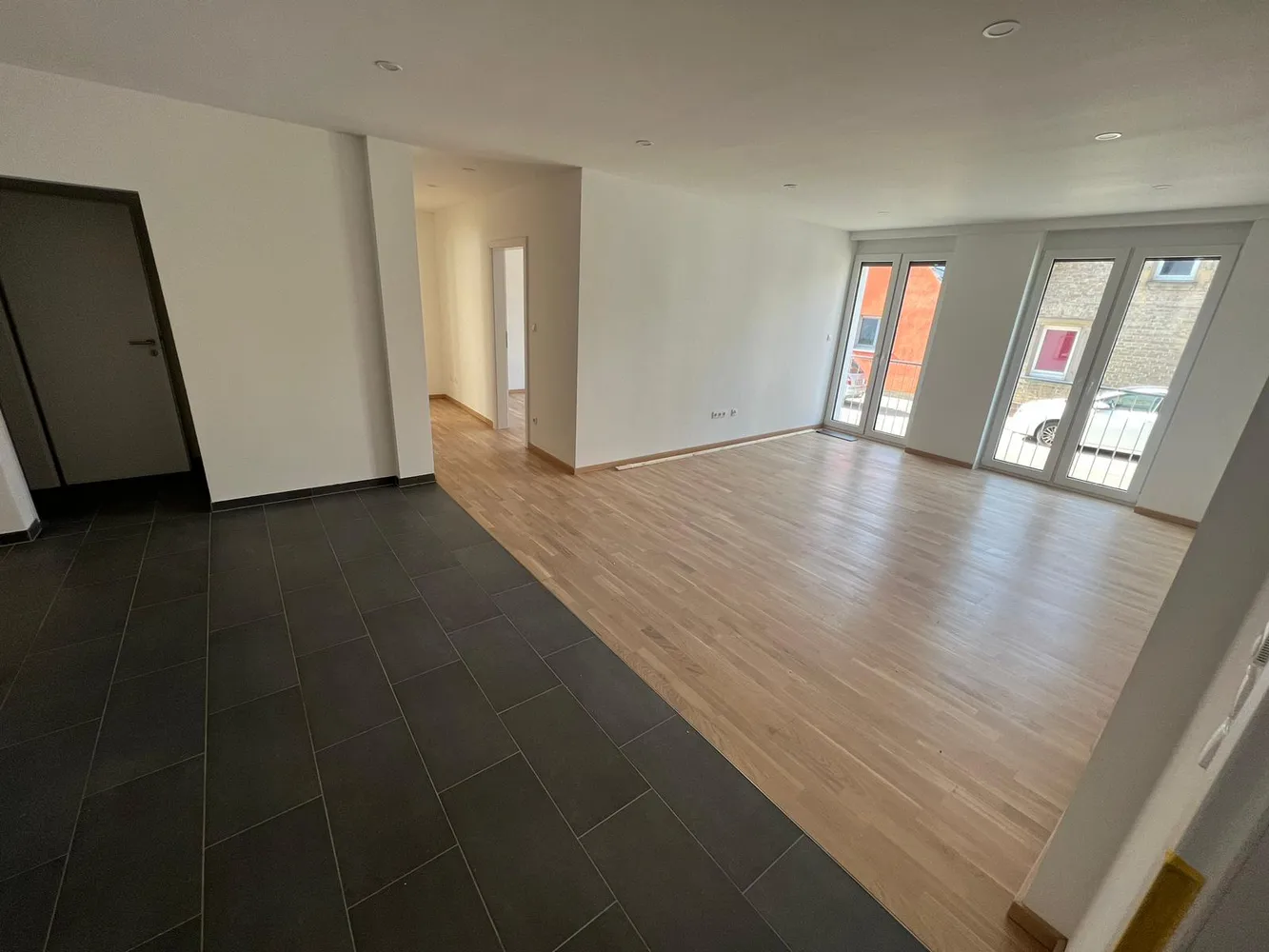 3 Zimmer Wohnung mit 100 m² in Karlsruhe – Bild 1