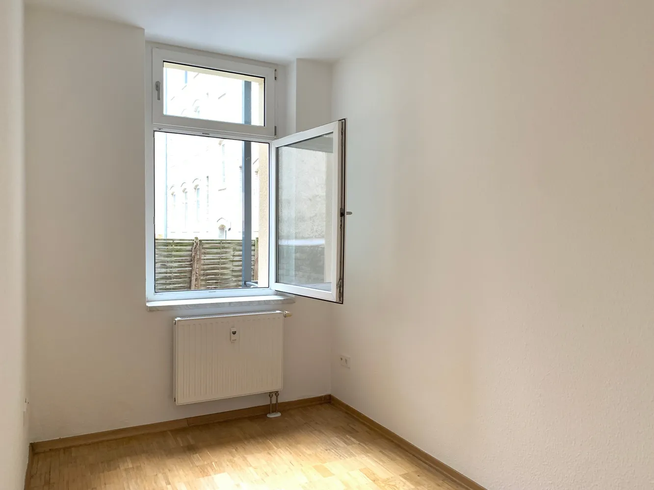 2 Zimmer Wohnung mit 64 m² in Halle (Saale) – Bild 8
