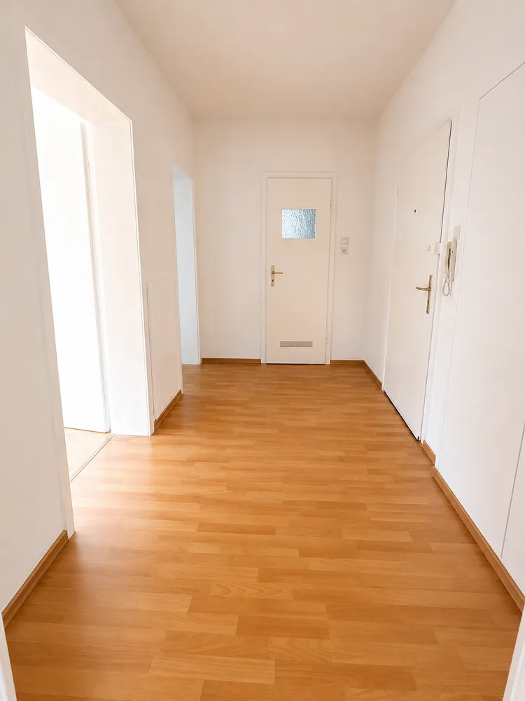 2 Zimmer Wohnung mit 80 m² in Wiesbaden – Bild 6
