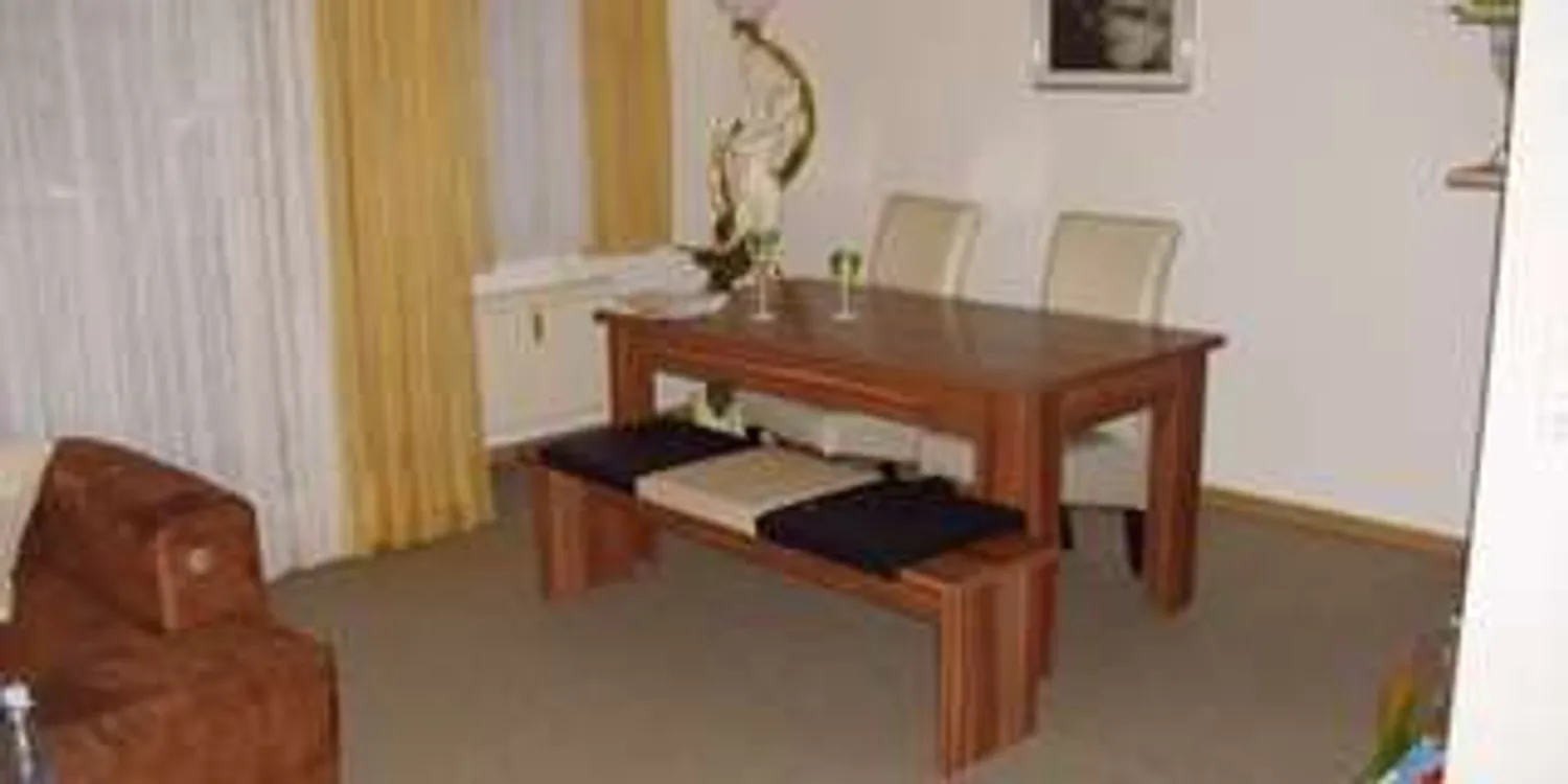 2 Zimmer Wohnung mit 75 m² in Neuss – Bild 2