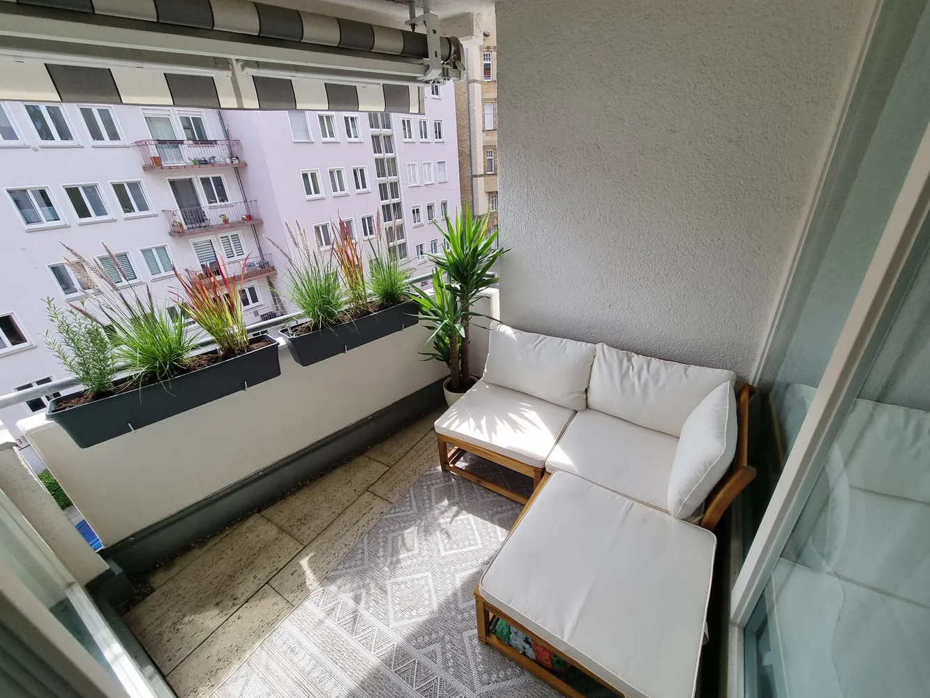 1 Zimmer Wohnung mit 47 m² in Stuttgart – Bild 2