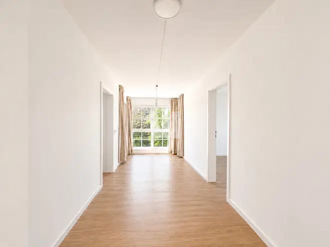 6 Zimmer Wohnung mit 138 m² in München – Bild 4