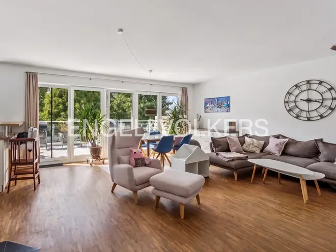 3 Zimmer Wohnung mit 96 m² in Frankfurt am Main – Bild 2