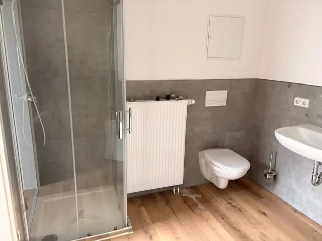 4 Zimmer Wohnung mit 100 m² in Sonneberg – Bild 4
