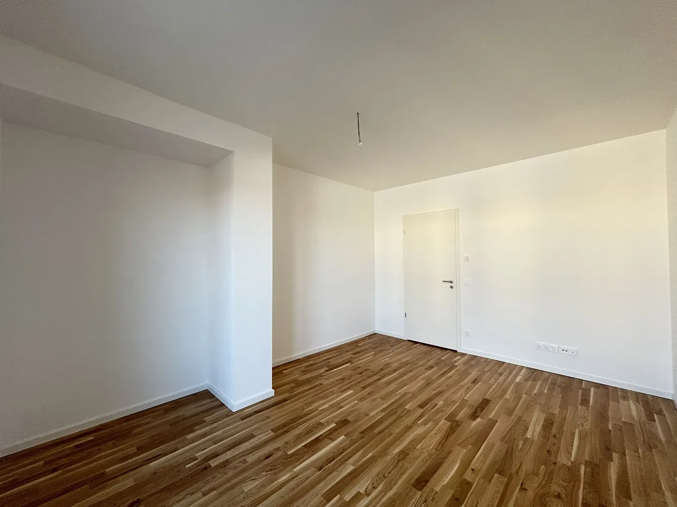 2 Zimmer Wohnung mit 91 m² in Dresden – Bild 7