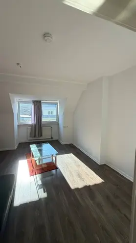2 Zimmer Wohnung mit 55 m² in Köln – Bild 2
