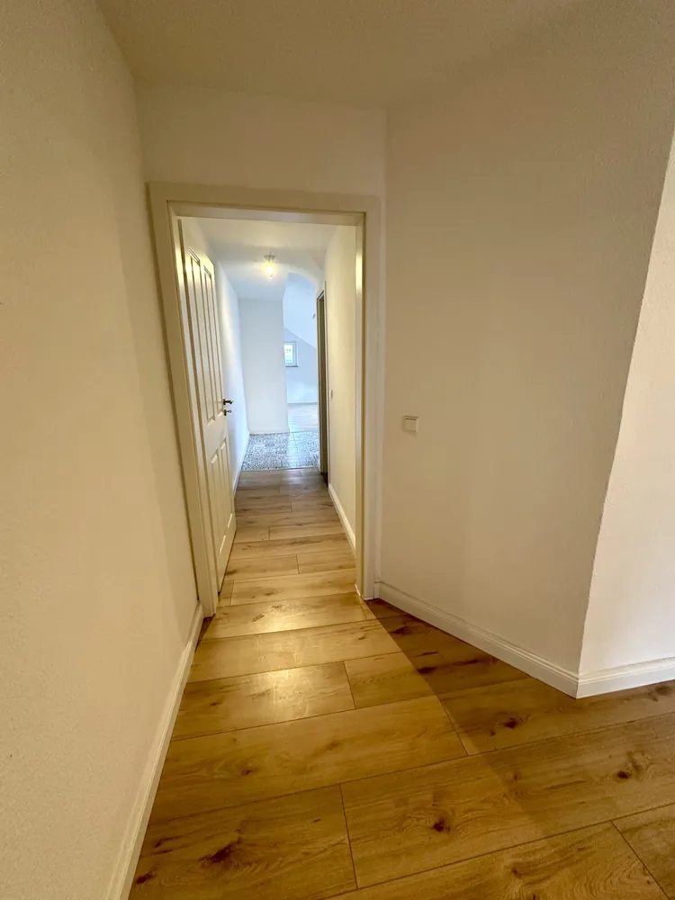 5 Zimmer Wohnung mit 92 m² in Karlsruhe – Bild 5