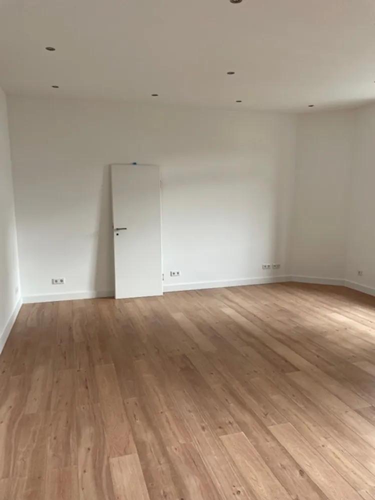 2 Zimmer Wohnung mit 67 m² in Düsseldorf – Bild 11