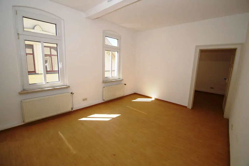 4 Zimmer Wohnung mit 91 m² in Altenburg – Bild 1