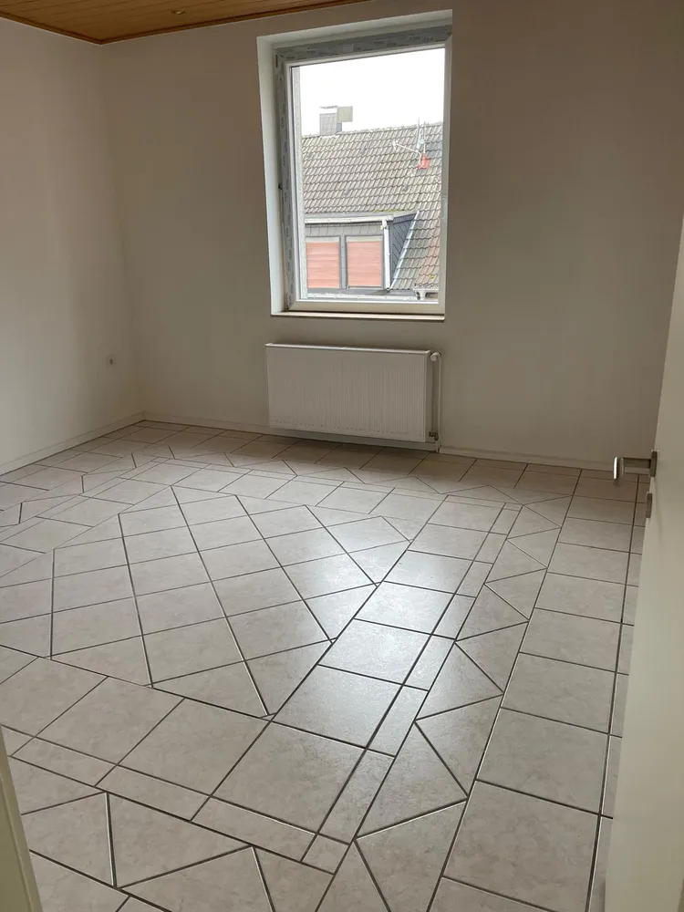 5 Zimmer Wohnung mit 100 m² in Oberhausen – Bild 10
