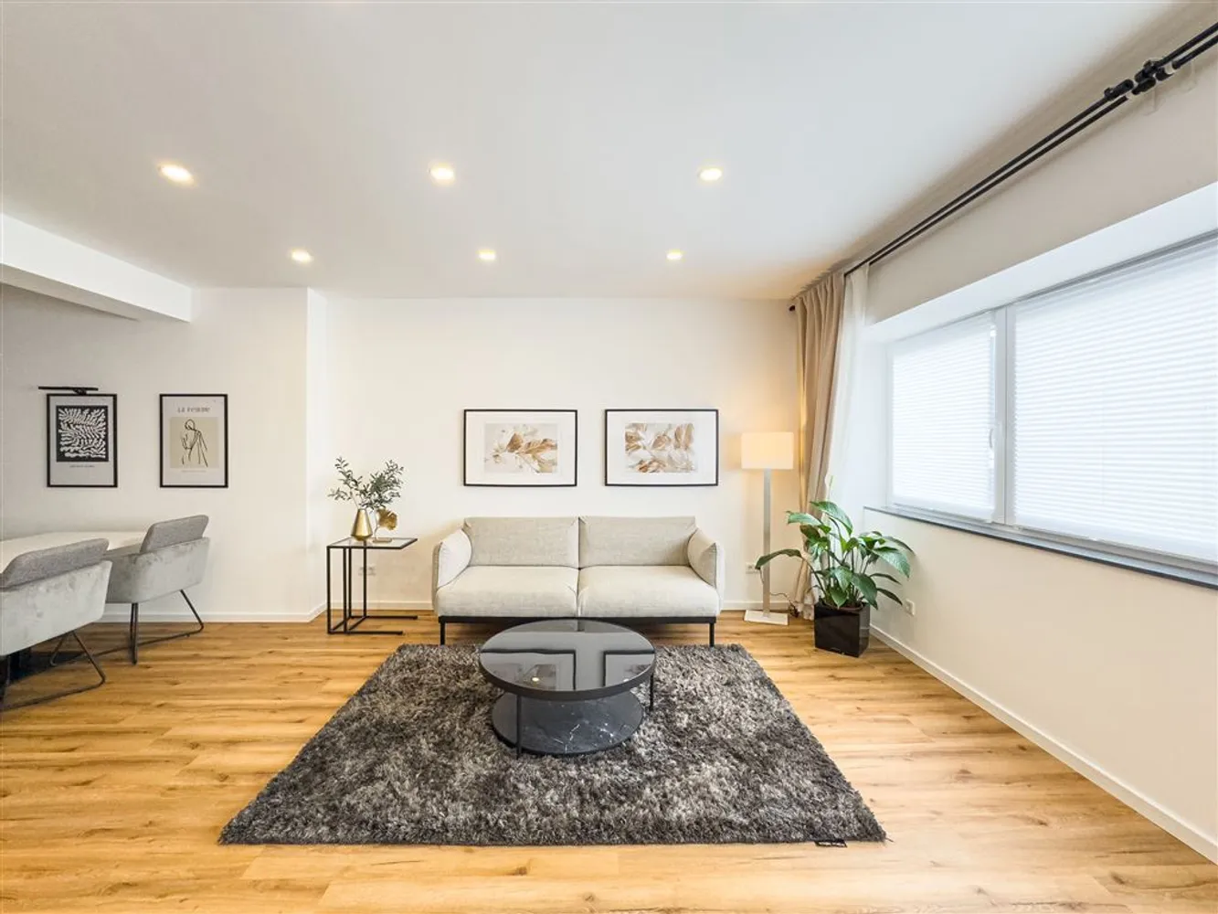 2 Zimmer Wohnung mit 72 m² in Düsseldorf – Bild 12