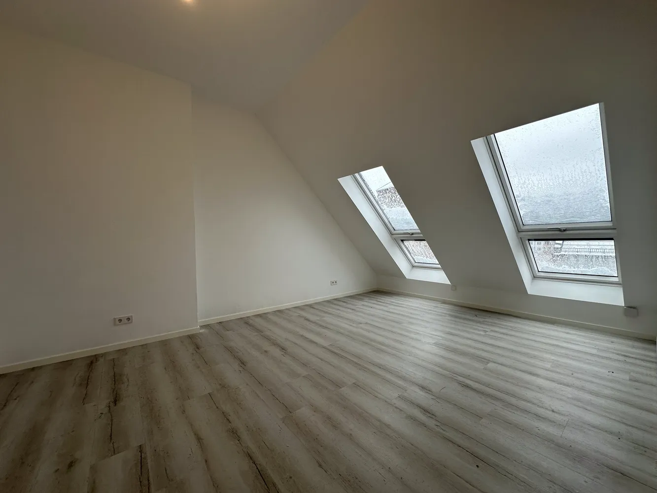 5 Zimmer Wohnung mit 204 m² in Berlin – Bild 9