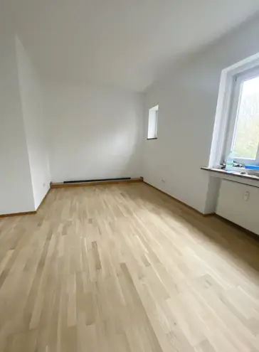 4 Zimmer Wohnung mit 131 m² in München – Bild 8