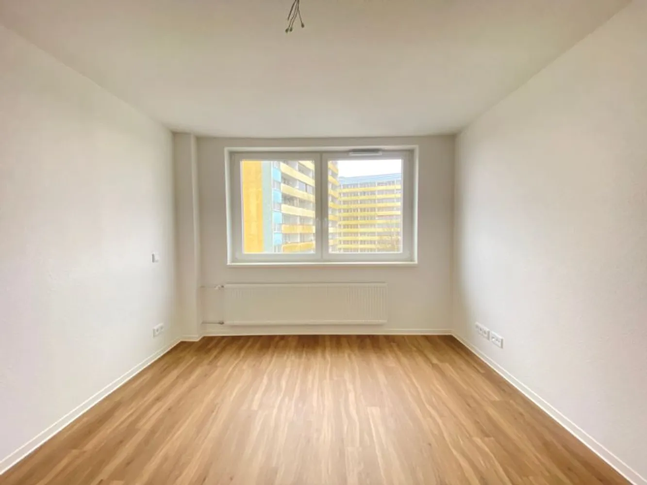 5 Zimmer Wohnung mit 110 m² in Schwerin – Bild 9