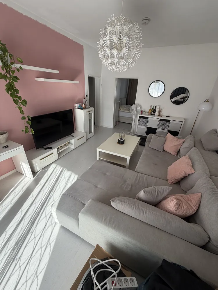 2 room apartment with 50 m² in Frankfurt am Main – Photo 2