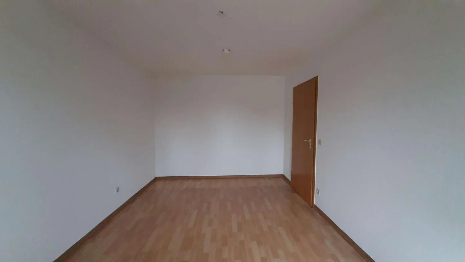 2 Zimmer Wohnung mit 72 m² in Duisburg – Bild 7