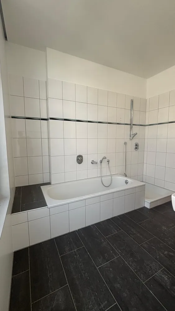 2 Zimmer Wohnung mit 100 m² in Krefeld – Bild 10