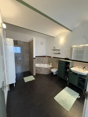 4 Zimmer Wohnung mit 130 m² in Bonn – Bild 10