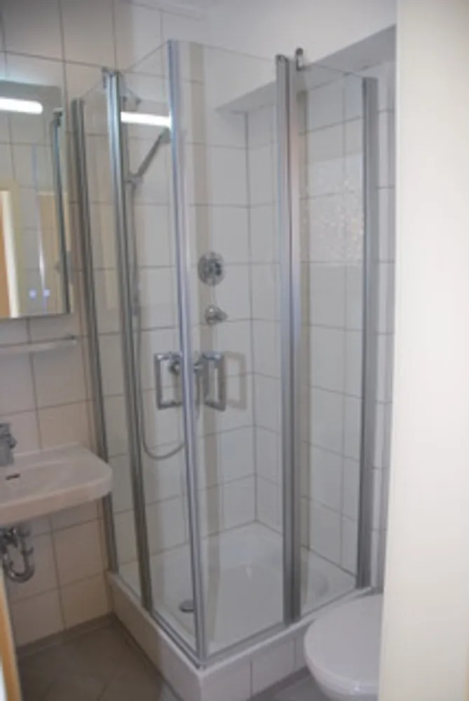 2 room apartment with 27 m² in Cologne – Photo 9
