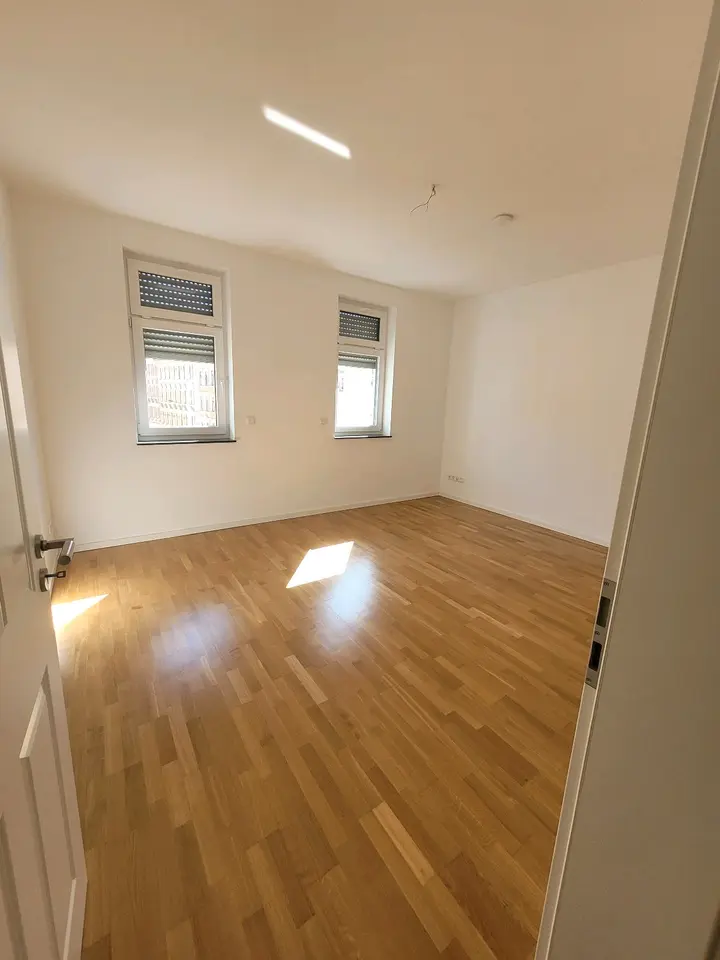 4 Zimmer Wohnung mit 140 m² in Wurzen – Bild 8