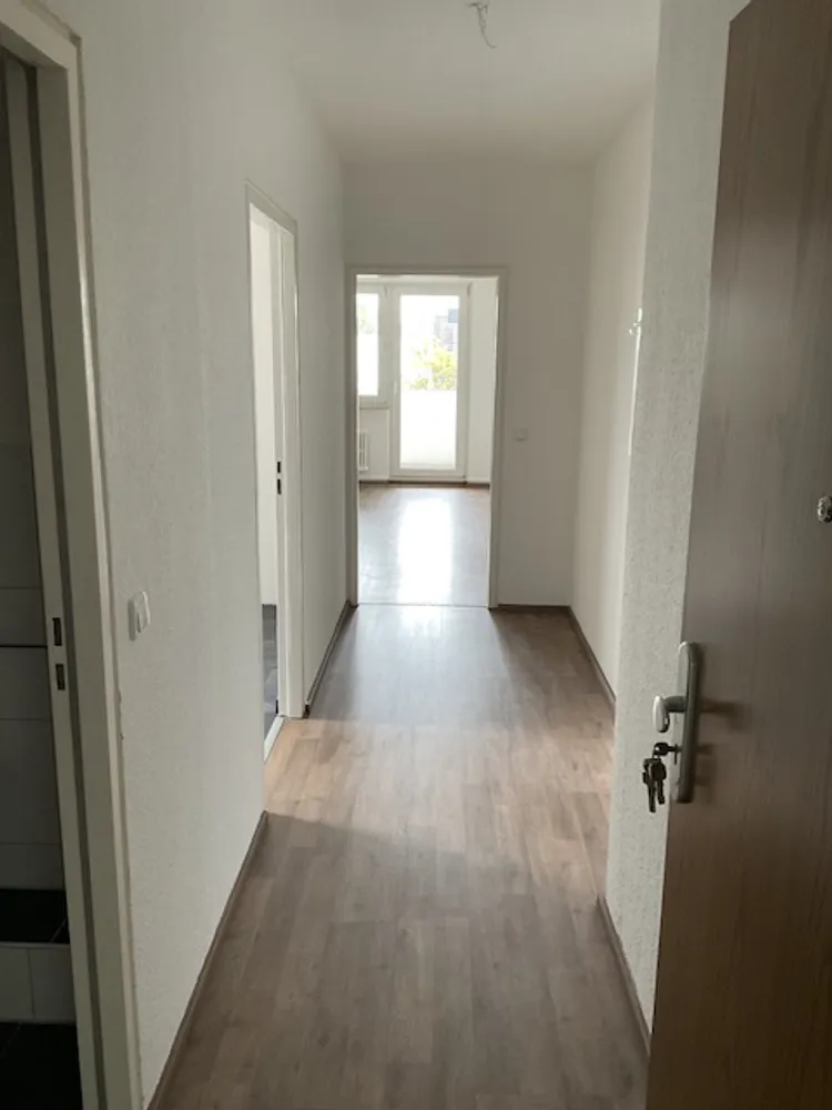 3 Zimmer Wohnung mit 74 m² in Duisburg – Bild 4