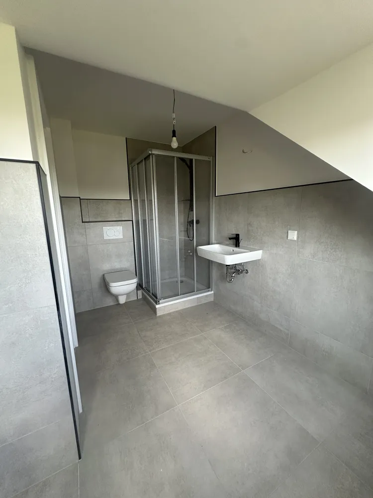 6 Zimmer Wohnung mit 200 m² in Wuppertal – Bild 9