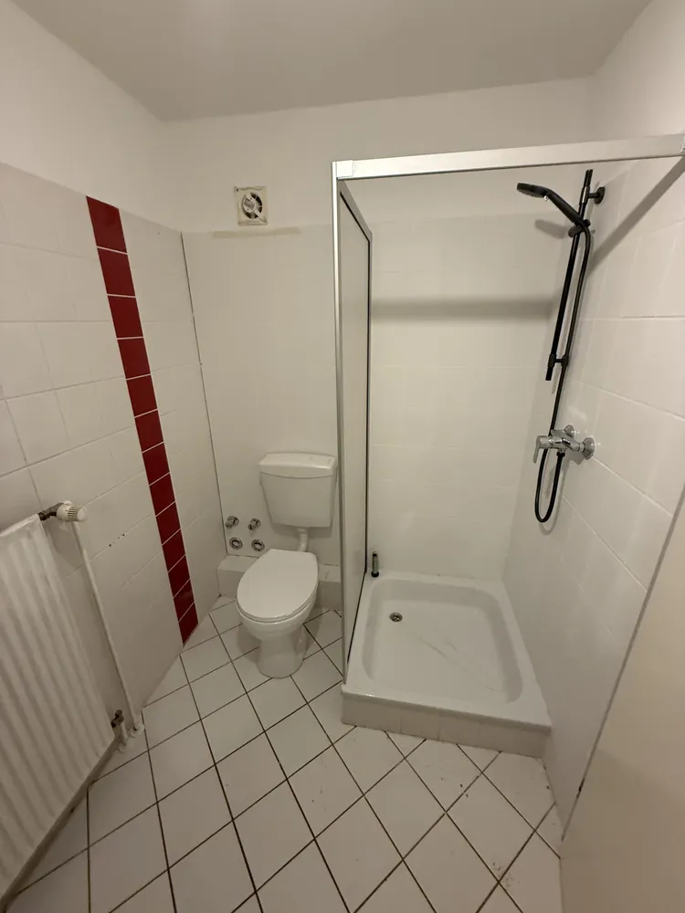 2 Zimmer Wohnung mit 65 m² in Heide – Bild 2