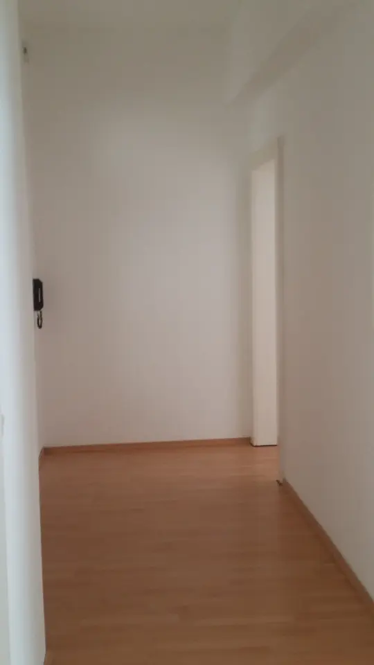 3 Zimmer Wohnung mit 85 m² in Wiesbaden – Bild 3