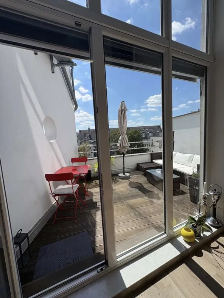 2 Zimmer Wohnung mit 80 m² in Frankfurt am Main – Bild 4