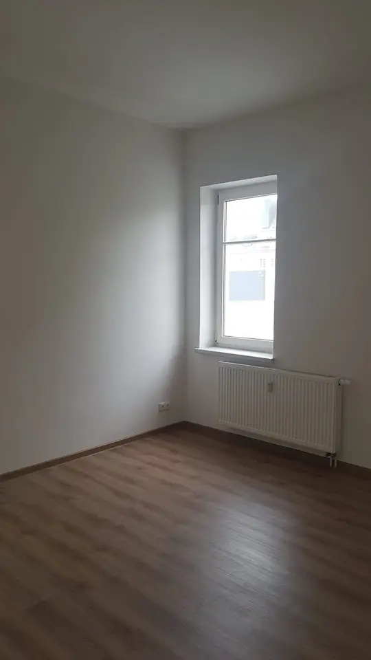 3 Zimmer Wohnung mit 79 m² in Suhl – Bild 2