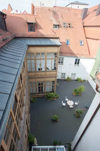 2 room apartment with 71 m² in Regensburg – Photo 3