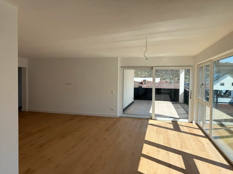 4 Zimmer Wohnung mit 138 m² in Mosbach – Bild 2