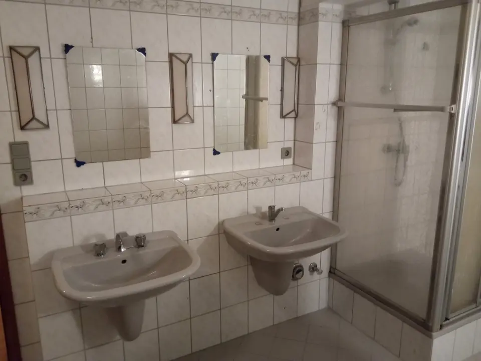 4 Zimmer Wohnung mit 120 m² in Hof – Bild 5