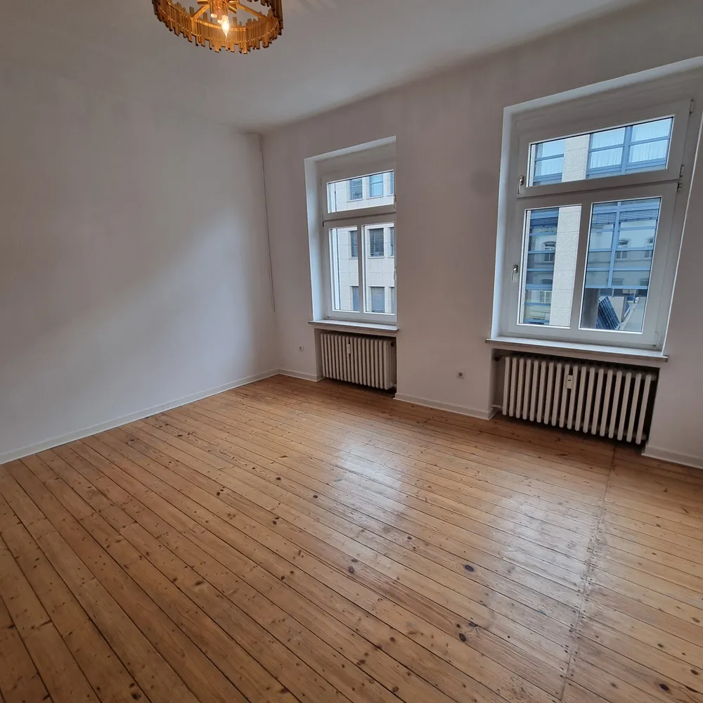 4 Zimmer Wohnung mit 103 m² in Krefeld – Bild 1
