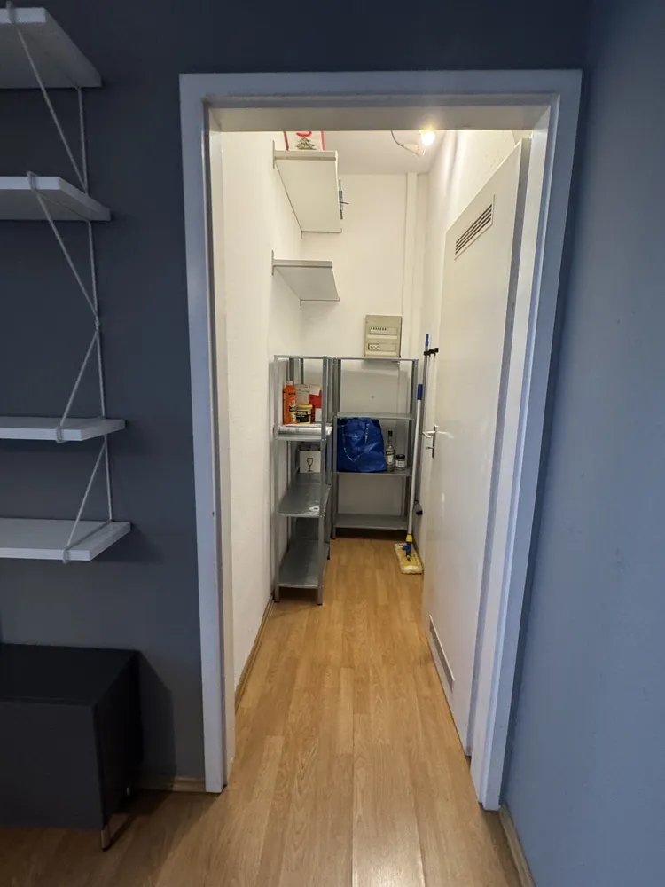 2 room apartment with 85 m² in Düsseldorf – Photo 3