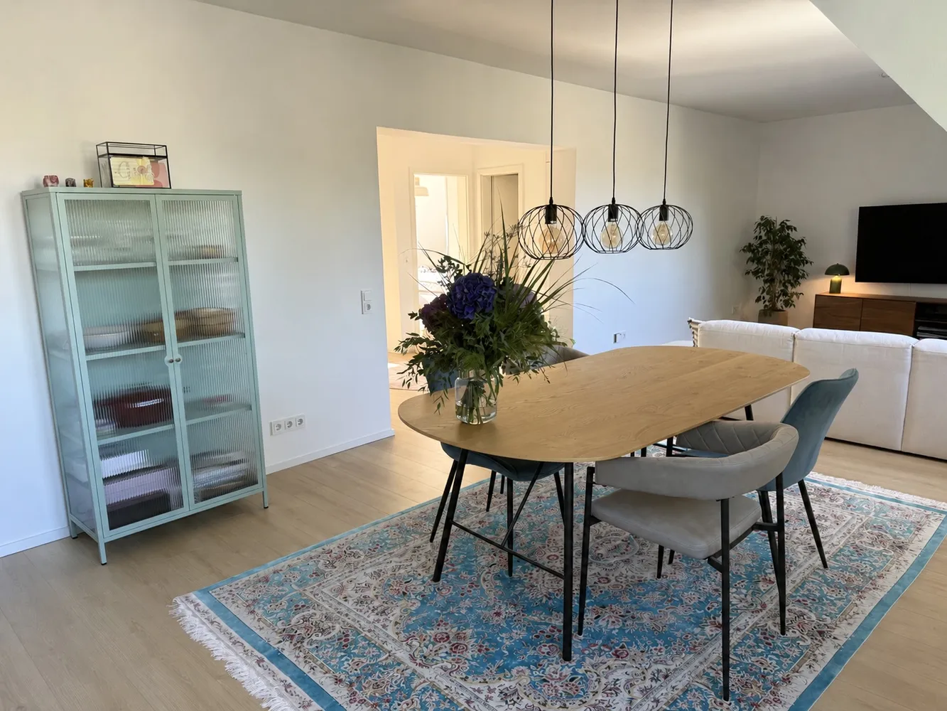 4 room apartment with 102 m² in Düsseldorf – Photo 10