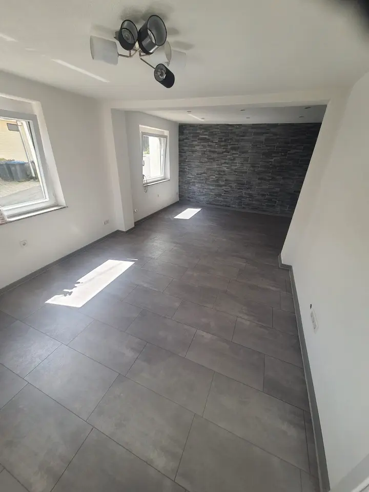 3 Zimmer Haus mit 88 m² in Metzingen – Bild 2