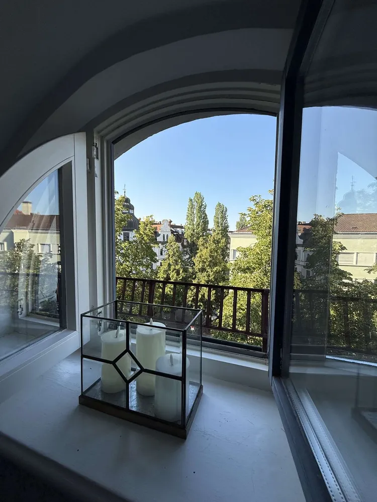 2 Zimmer Wohnung mit 95 m² in München – Bild 6