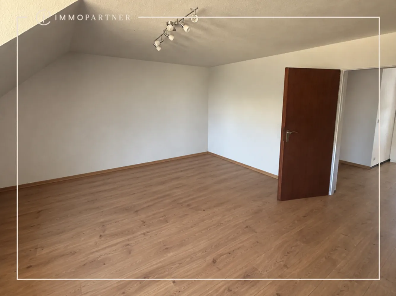 4 Zimmer Wohnung mit 90 m² in Stuttgart – Bild 2