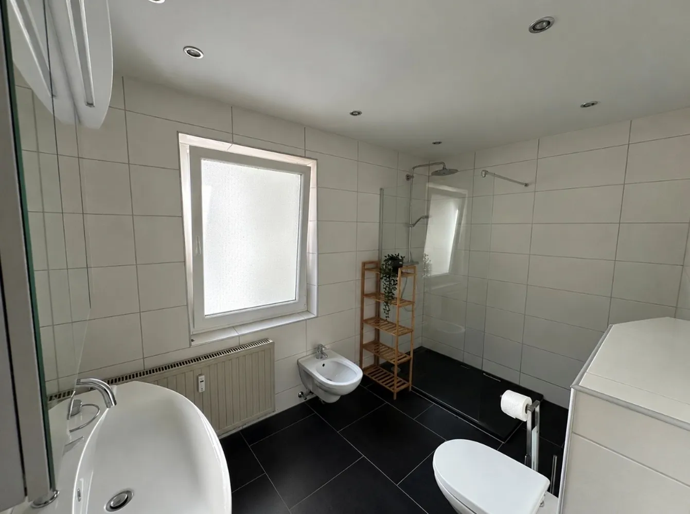 4 Zimmer Wohnung mit 80 m² in Homburg – Bild 2